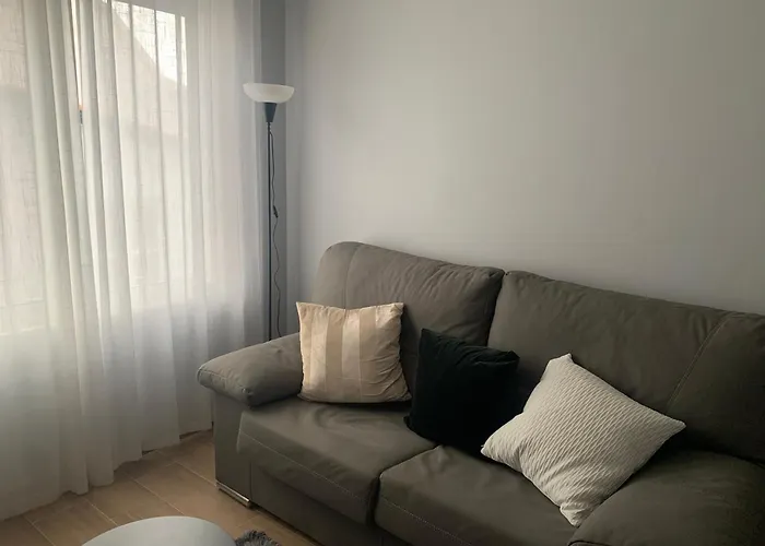 Centrico A 1km De La Playa. * Puentedeume